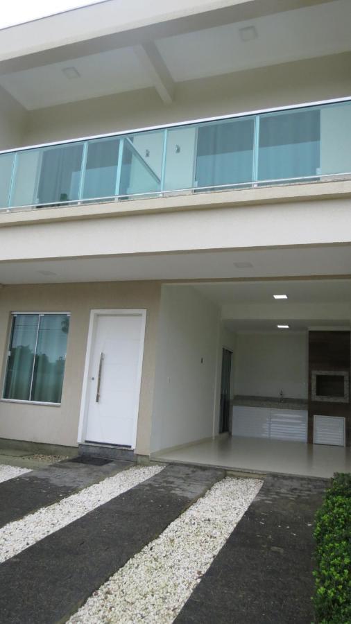 Casa para locação em Bombinhas Exterior foto